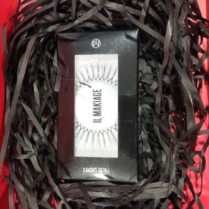 NIB Il Makiage False Lashes